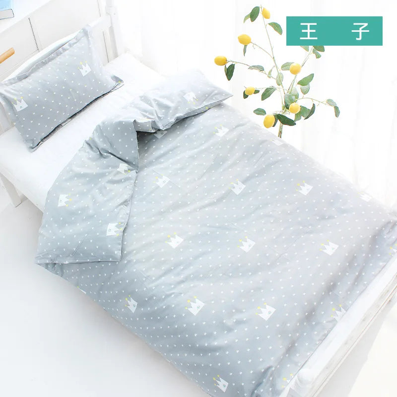 3Pcs Set Newborn Baby Crib Beddings Set Cotton Cartoon Print Color Bedroom Bed Cot Linens Quilt Cover Case Sheets Pillow