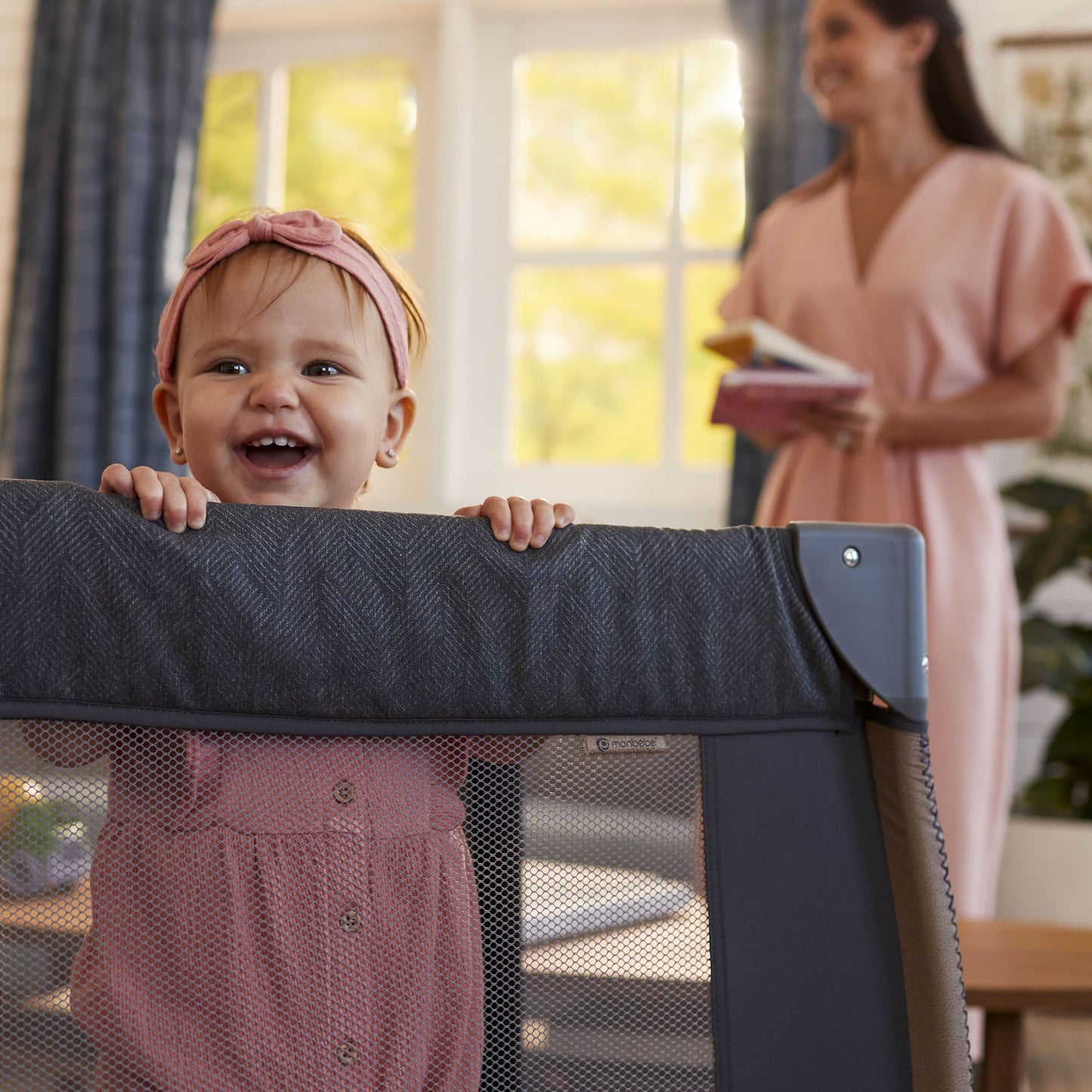 Play Yard with Full Size Rocking Bassinet, Castle Point